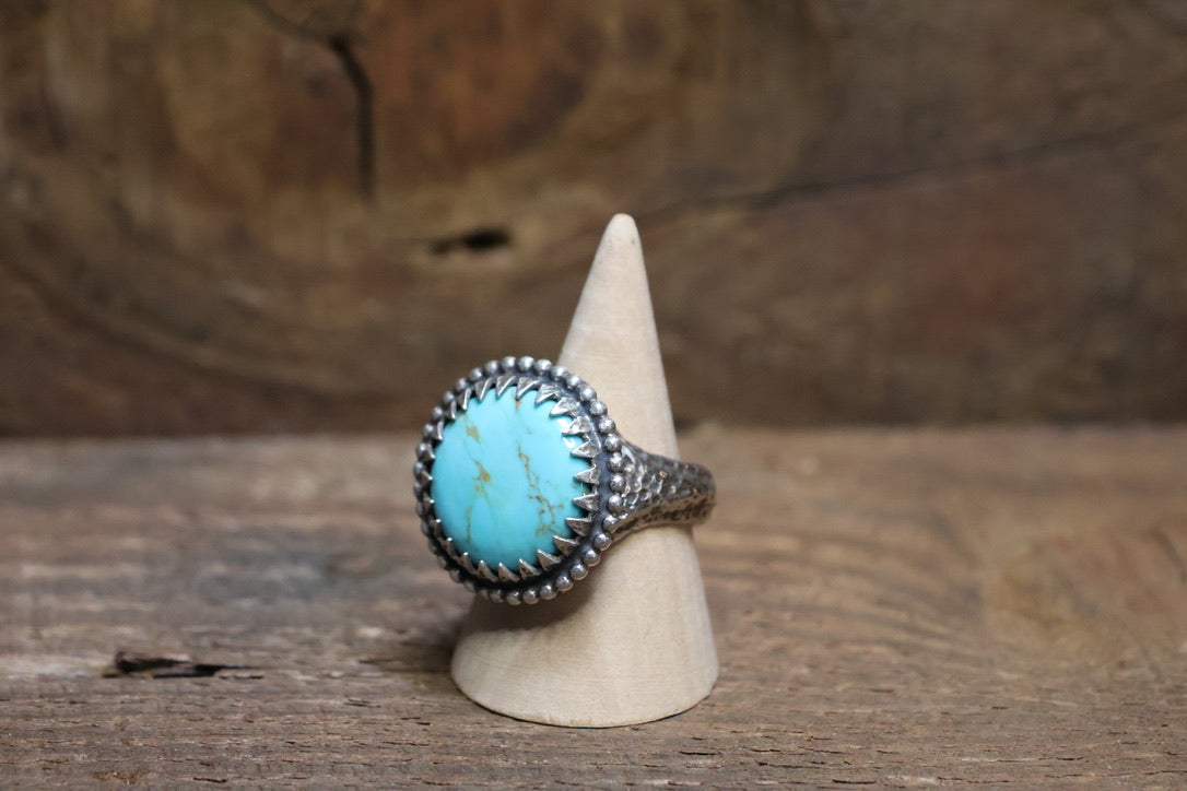 Kingman Turquoise Signet Size 12